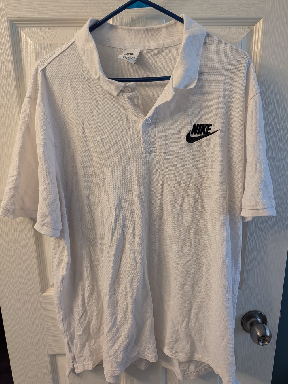 Nike Men’s Golf White Polo with Black Swoosh Logo